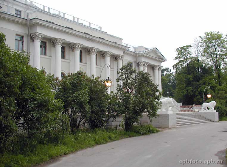 Елагиноостровский дворец