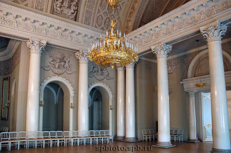 Банкетный (Белоколонный) зал Юсуповского дворца