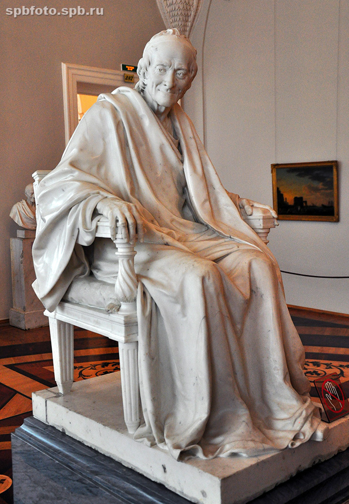 Вольтер сидящий в кресле. Жан-Антуан Гудон. 1781 г. Эрмитаж