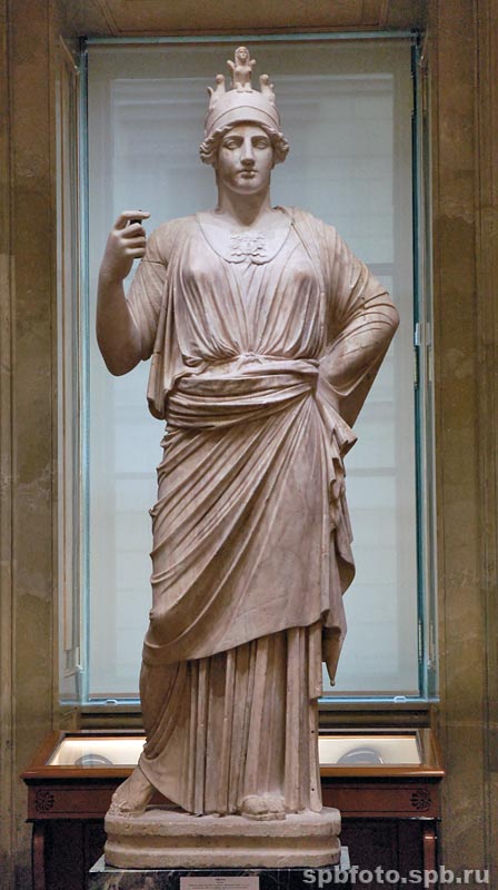 Афина. Статуя. Эрмитаж. Зал Афины.